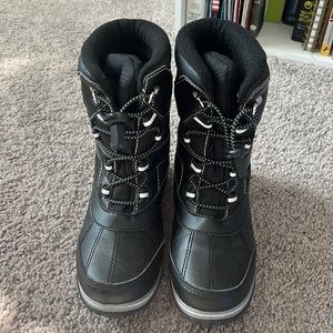 Kids snow boots